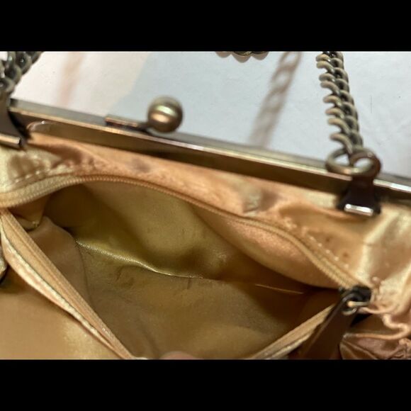 Express Gold and Brass clamshell clutch, brass chain lined in champagne satin - Picture 6 of 12